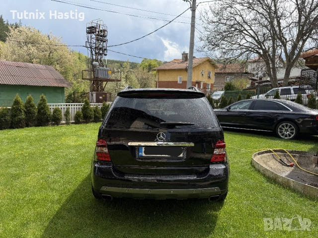 Mercedes-Benz ML 320 Edition 10 Sport Всички екстри, снимка 8 - Автомобили и джипове - 54490887