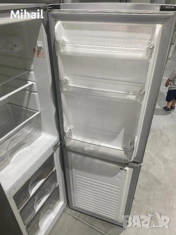Хладилник с фризер Exquisit KGC145-50-E-040F Inox – 142 л, Немски, LED осветление, снимка 5 - Хладилници - 54859341