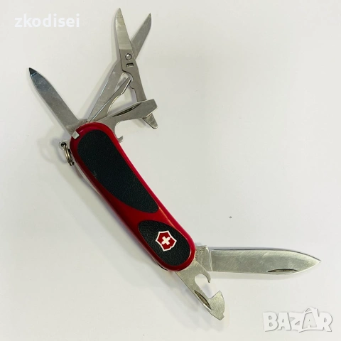 Швейцарско ножче VICTORINOX EVOGRIP