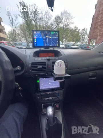 Toyota Avensis 2.0 D4D 116 2004, снимка 13 - Автомобили и джипове - 54349711