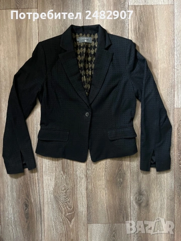 Късо дамско сако, снимка 3 - Сака - 54087795