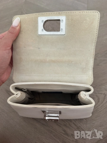 Дамска чанта Furla, снимка 5 - Чанти - 52183801
