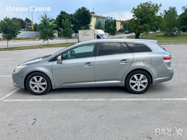 Toyota Avensis 2011 2.2 D4D 150 кс, снимка 8 - Автомобили и джипове - 55136549