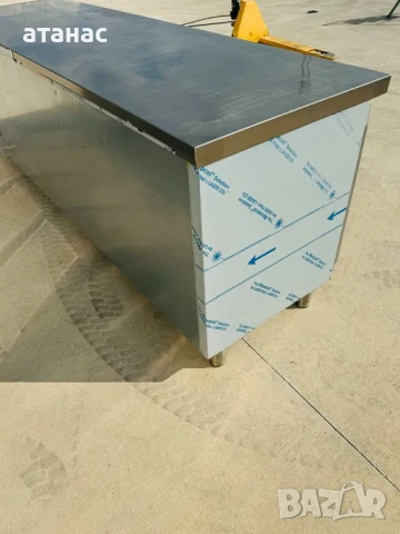 Професионална Немска хладилна маса с четири врати