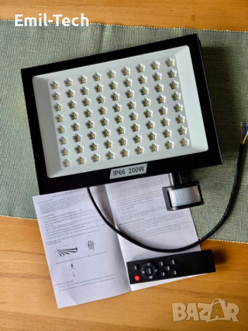 Външен LED прожектор ICRGB 200W със сензор за движение и дистанционно, снимка 10 - Прожектори - 54916854
