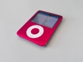 iPod nano (3rd Gen) 8 GB PRODUCT (RED), снимка 3
