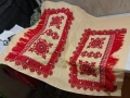 традиционна българска покривка (каре) с ръчна бродерия, често изработвана върху плат панама 86х82см, снимка 1