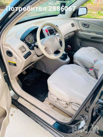 Hyundai Tucson 2.0 CDTI 4×4, снимка 5 - Автомобили и джипове - 54801898