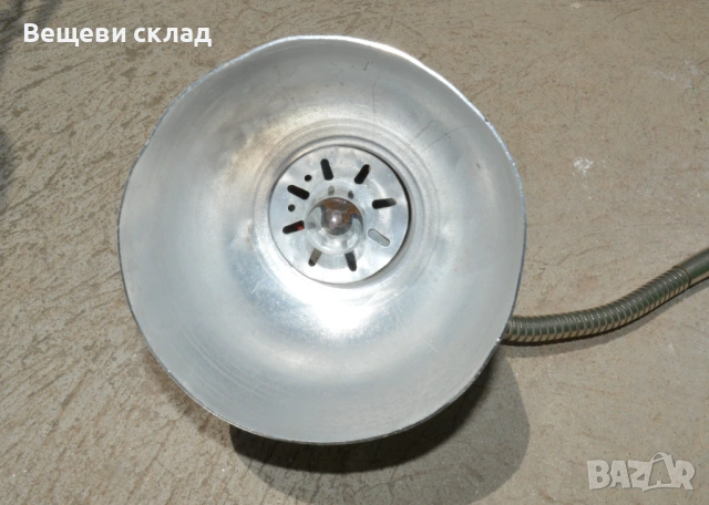 Техническа сгъваема лампа РАБОТИ Сделано в СССР, снимка 2 - Настолни лампи - 54840951