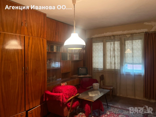 Етаж от масивна къща | 136 кв.м | гараж | двор | Център на гр. Попово, снимка 9 - Къщи - 54924323