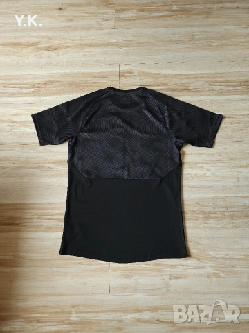Оригинална мъжка тениска Puma DryCell x F.C. Newcastle United / Season 18-19 (Training), снимка 3 - Тениски - 55133567