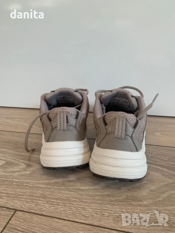 Fila дамски маратонки, снимка 5 - Маратонки - 54904285