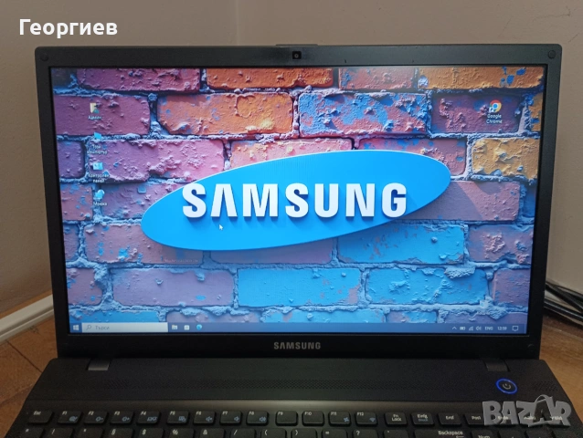 Лаптоп  Samsung NP305V5A  15,6, снимка 3 - Лаптопи за работа - 55127867