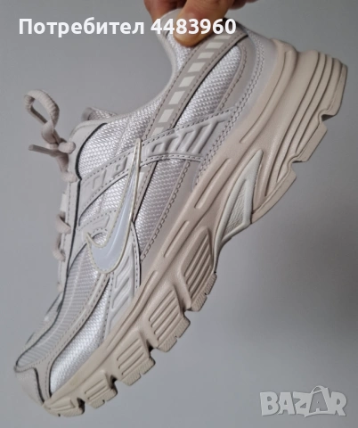 Маратонки Nike Initiator , снимка 2 - Маратонки - 54648855