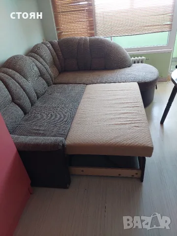 Ътлов диван с функция зя сън