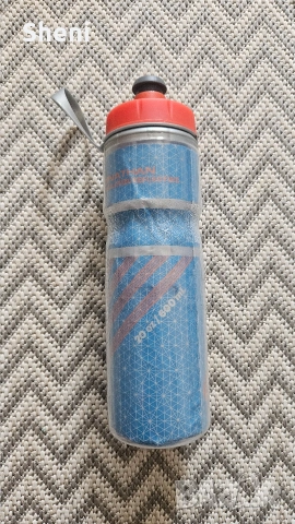 Нова бутилка Nathan Fire & Ice, 600 ml, Изолирана и светлоотразителна, снимка 5 - Спортна екипировка - 54576556