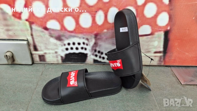 Английски детски  чехли Levi's, снимка 6 - Детски джапанки - 54368827