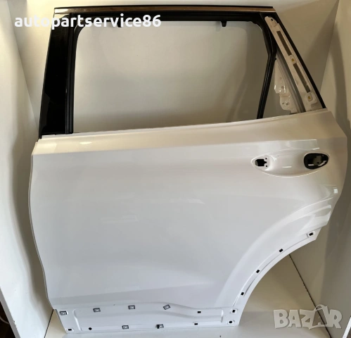 Задна лява врата бяла за Hyundai Santa Fe 2.2 CRDi (2020)