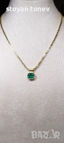 Елегантен златен медальон с естествен изумруд 2.54кт – 14K злато! Сертификат!