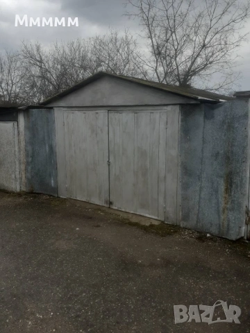 Преместваем метален фабричен гараж