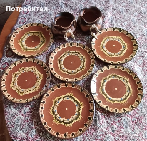 Шест броя керамични чинии