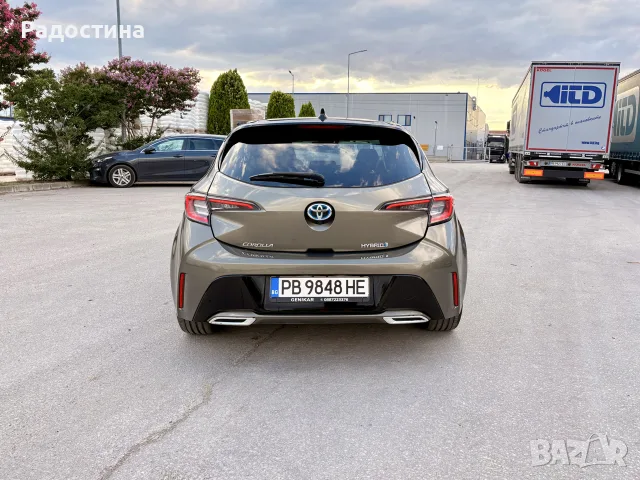Toyota Corolla 2.0 Бензин Хибрид / 184 кс / Bi-Tone, снимка 6 - Автомобили и джипове - 55405870