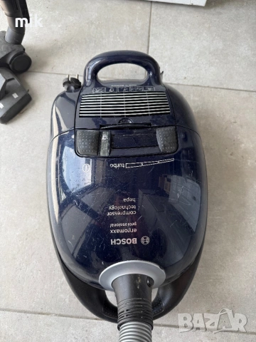 Прахосмукачка Bosch, снимка 7 - Прахосмукачки - 54503103