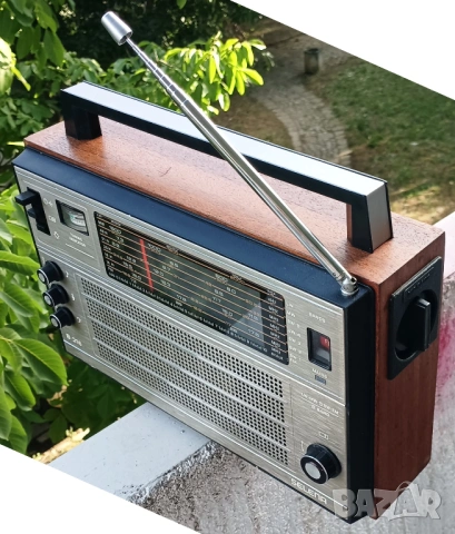 80📻✨ Върни си спомените с реставрираното SELENA B216 – 60€