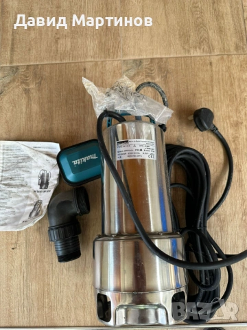 Потопяема помпа Makita PF1110 за чиста и замърсена вода