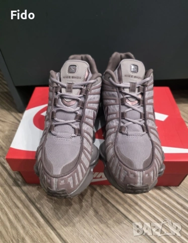 Nike Shox TL "Pumice & Night Maroon, снимка 4 - Маратонки - 55227860