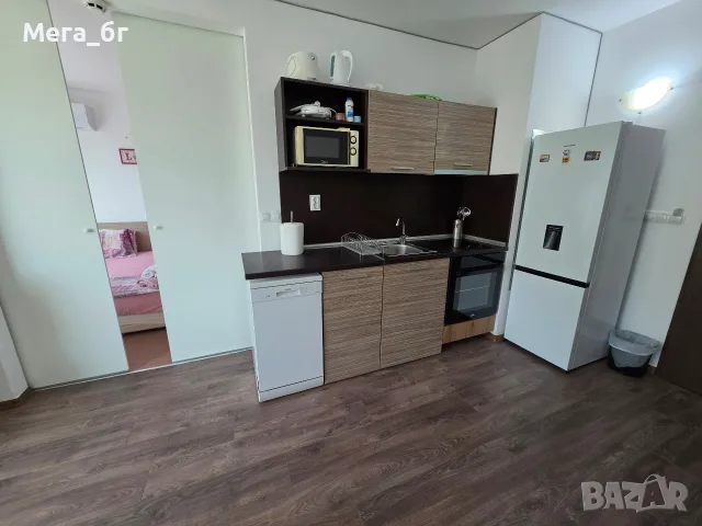 Стилен двустаен апартамент на 100 м от плажа в кв. Сарафово (к.с. Клара) , снимка 3 - Апартаменти - 55368748