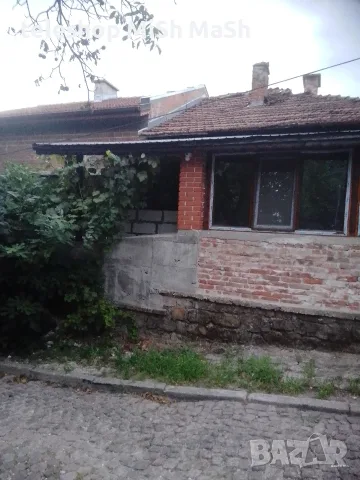 Продавам двуетажна масивна къща с двор от собственик, снимка 6 - Къщи - 55402613