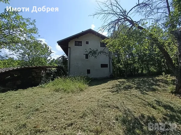 Здрава, масивна двуетажна къща с голям двор в Троянския Балкан -Троян, снимка 4 - Къщи - 55319873