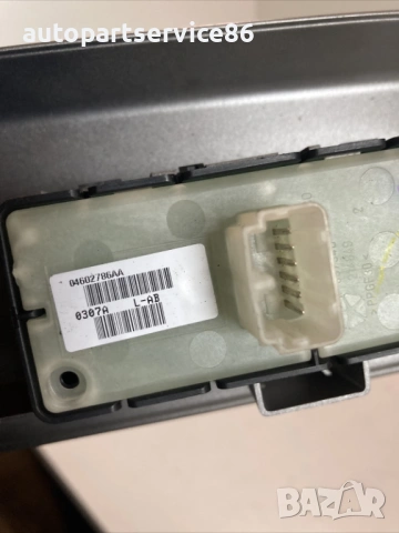 Превключвател за стъкло предна лява врата за Chrysler Sebring 2.0 CRD (2008) 04602786AA, снимка 3 - Части - 54565658