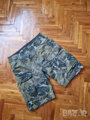 Страхотни мъжки къси панталони G STAR RAW размер 31, снимка 2 - Къси панталони - 55562339