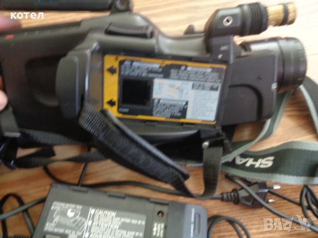 Продавам  Ретро Видеокамера Sharp VL-C690S , снимка 5 - Камери - 54220368