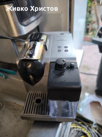 Кафемашина DeLonghi Nespresso , снимка 2 - Кафемашини - 55666488