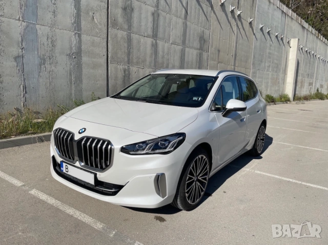 Перфектно BMW Active Tourer Luxury Line, снимка 2 - Автомобили и джипове - 54706394