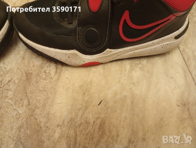 Детско-юношески модел на Найк,който ни умаля бързо и е много запазен., снимка 5 - Детски маратонки - 55178989