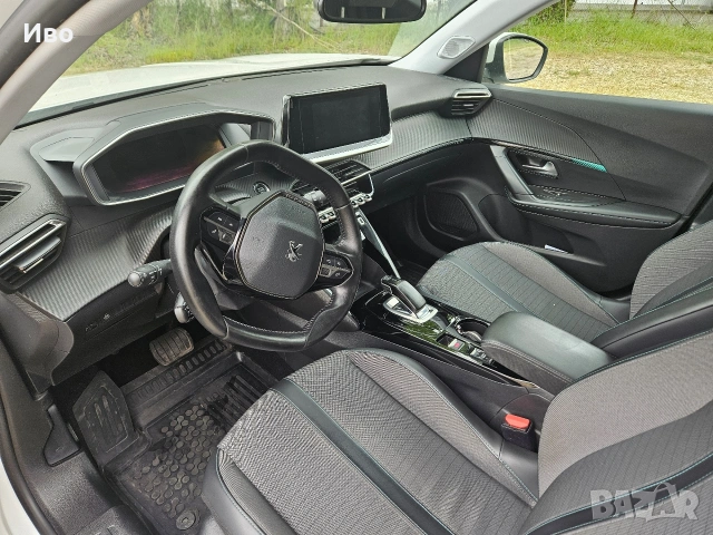 Peugeot e 2008 Allure , снимка 10 - Автомобили и джипове - 55100492