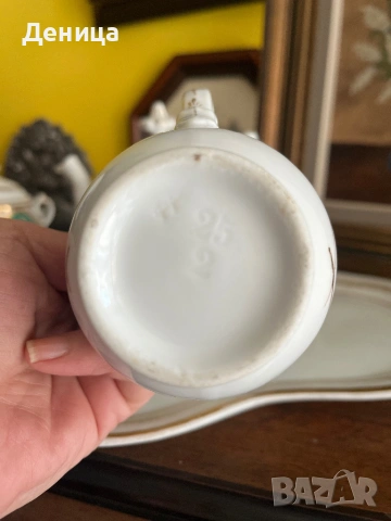 Порцеланов сервиз за двама в имперски стил Характерно за този стил е използването на богата позлата , снимка 11 - Сервизи - 54061239