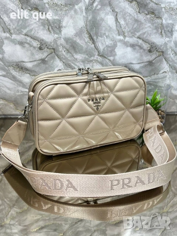 дамски чанти Prada , снимка 4 - Чанти - 55229523
