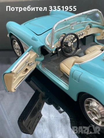 Chevrolet Curvette 1957 1/18 Burago, снимка 8 - Колекции - 54400076