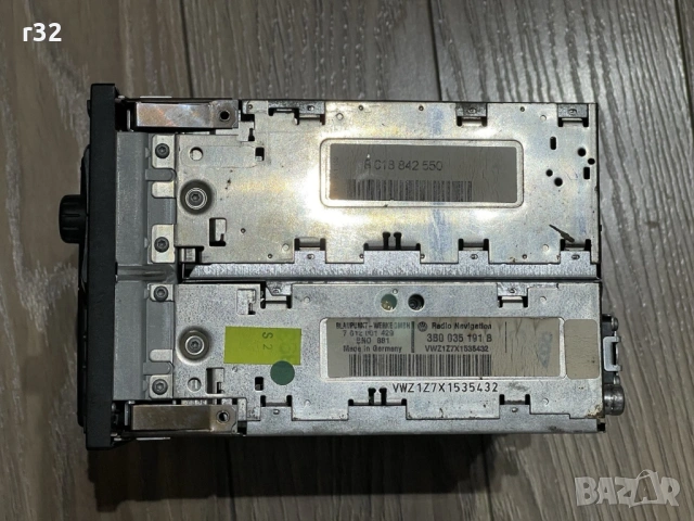 Оригинална навигация MFD за VW Passat B5 , B5.5 , Golf 4 , Bora, Sharan, снимка 3 - Части - 49493988