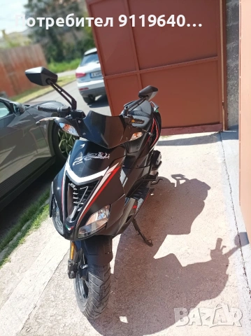 Aprilia SR 50 R скутер Априлия СР 50 нов внос, снимка 2 - Мотоциклети и мототехника - 54324865