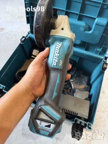 Makita DGA 511 2x5Ah безчетков ъглошлайф, снимка 3 - Ъглошлайфи - 55361227