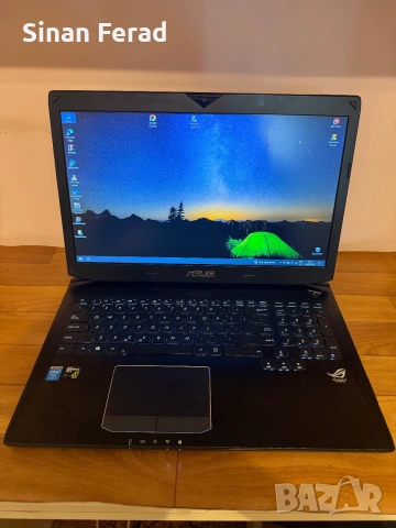 Геймърски лаптоп ASUS ROG G750