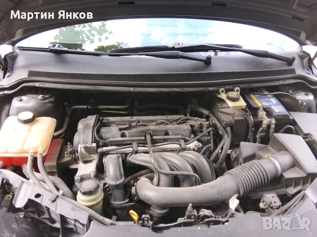 Продавам изключително запазен ford focus 1.6i, бензин., снимка 9 - Автомобили и джипове - 55249889