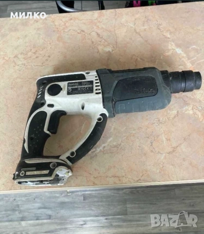 Акумулаторен перфоратор Makita DHR202 18v