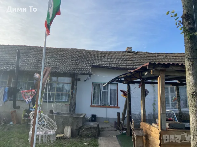 Къща в село Ломци 